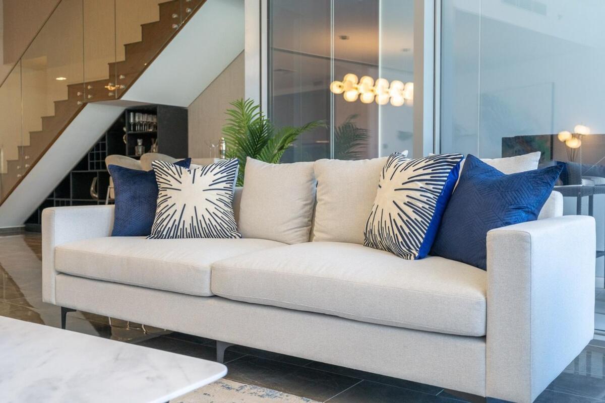 Exceptional 3bedroom With The Incredible View In Marina Apartment Dubai