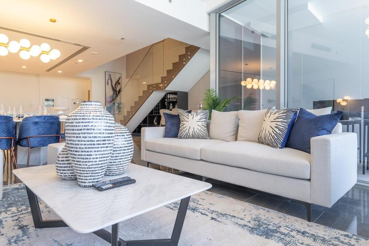 Exceptional 3bedroom With The Incredible View In Marina Apartment Dubai